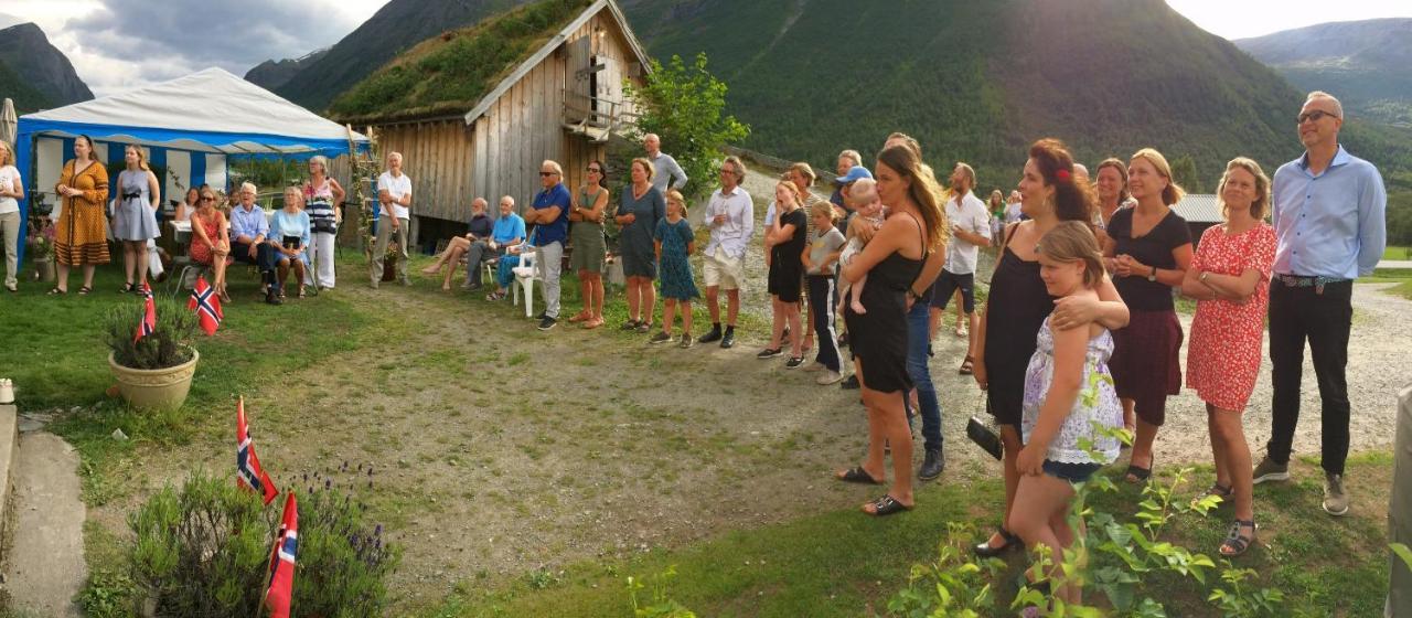Overvoll Farm Stranda  Εξωτερικό φωτογραφία