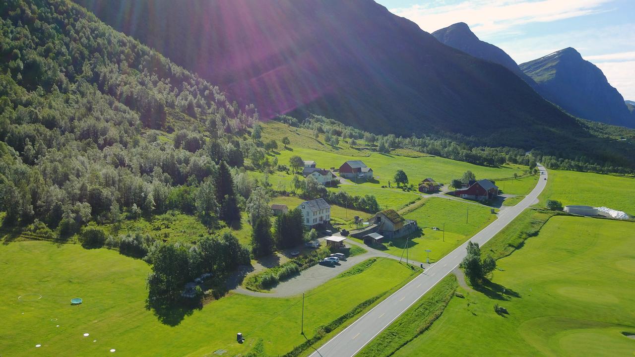 Overvoll Farm Stranda  Εξωτερικό φωτογραφία